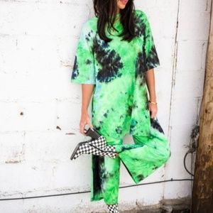 Dressed in LALA green tie dye ribbed set